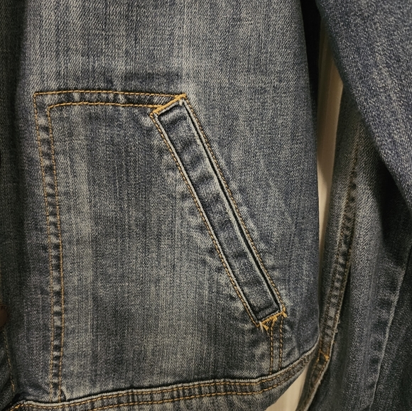 Joe Fresh Denim Jacket Womens Medium - Picture 3 of 8